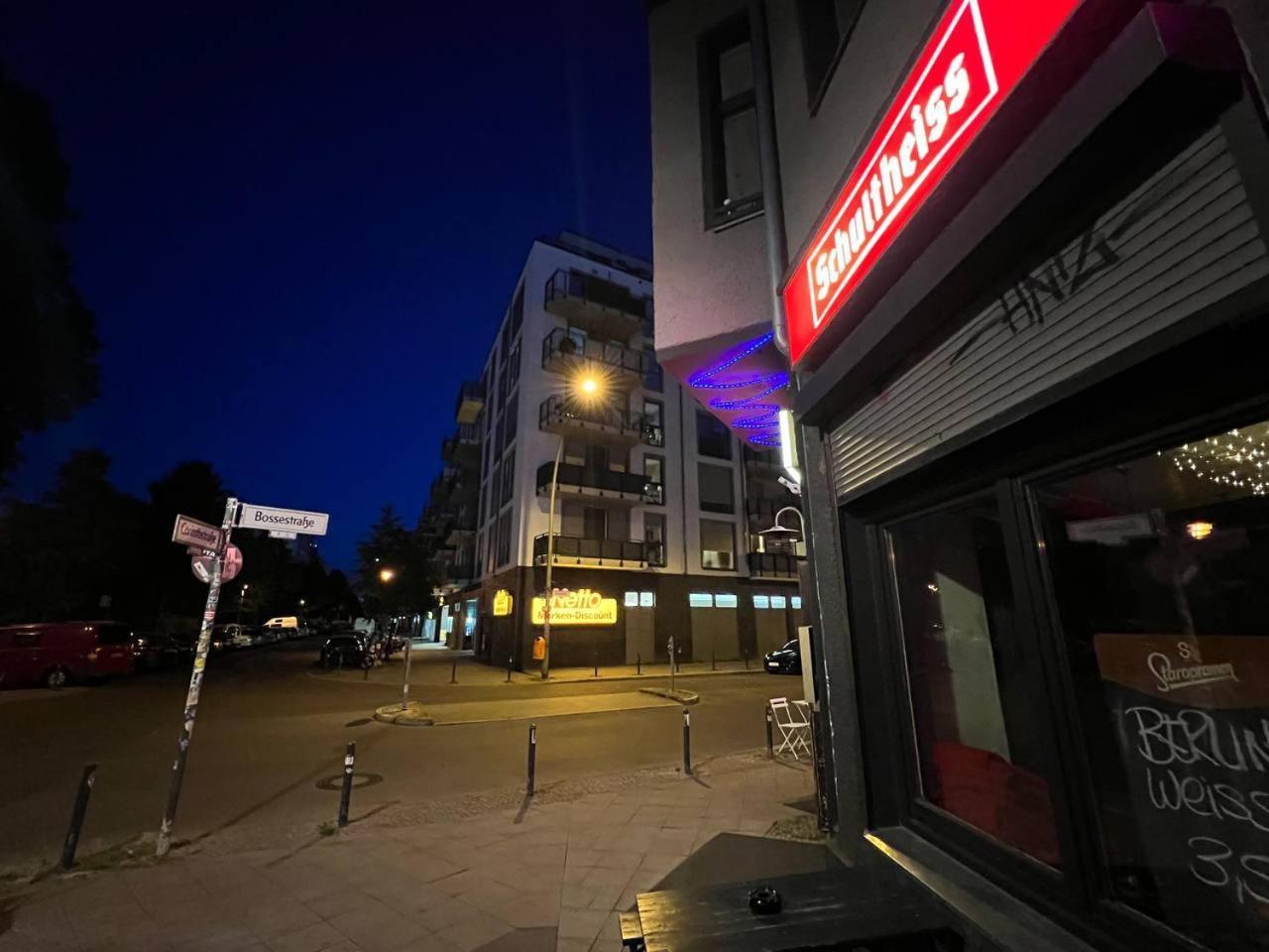 Stylish 2-Room Apartment With Balcony Next To East Side Gallery Berlin Exterior photo